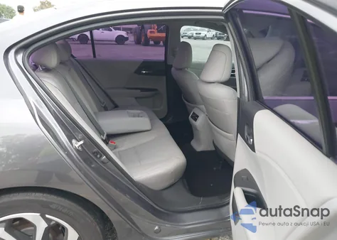 2017 Honda Accord Ex-L V6 z USA, uszkodzony, nr VIN 1HGCR3F88HA033918